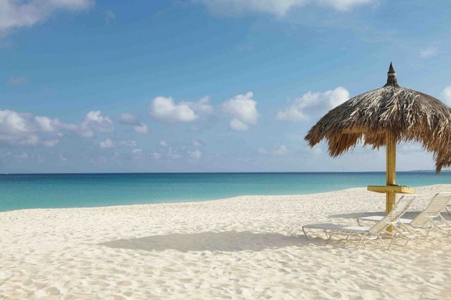 Aruba Beach.jpg